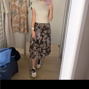 Floral Midi Skirt/sweater outfit